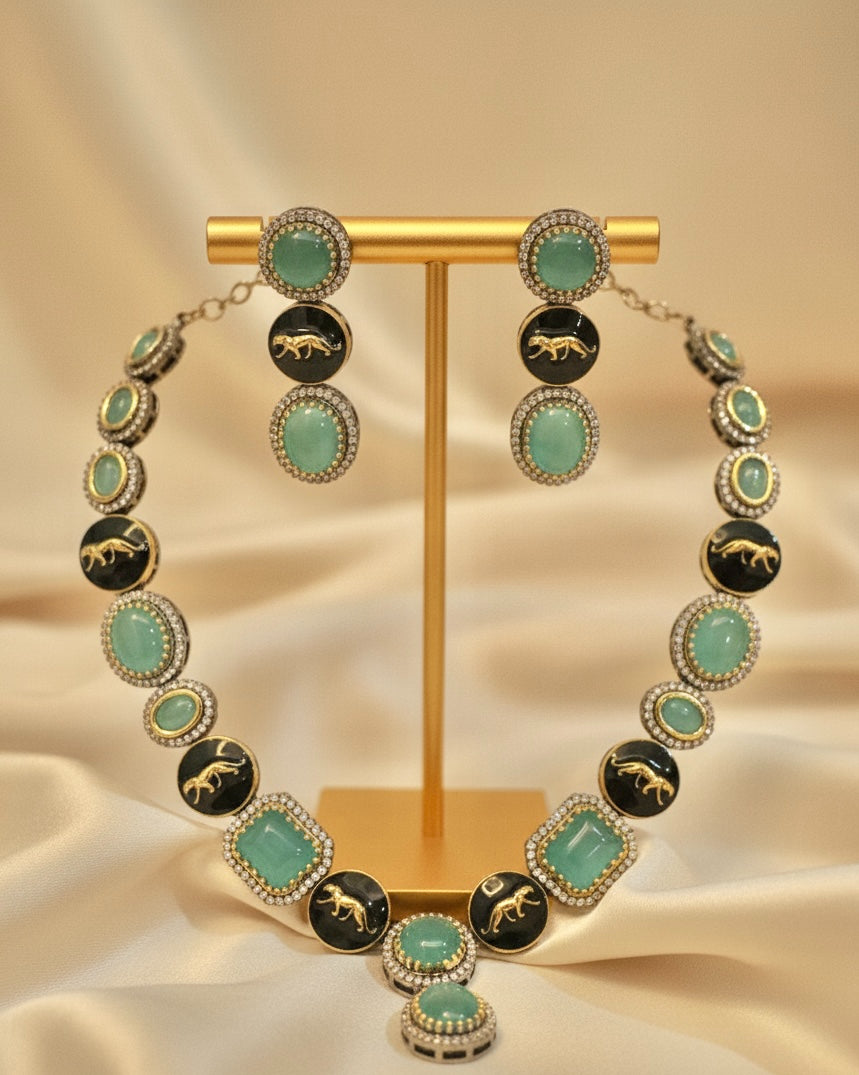 Regal Savannah Ensemble